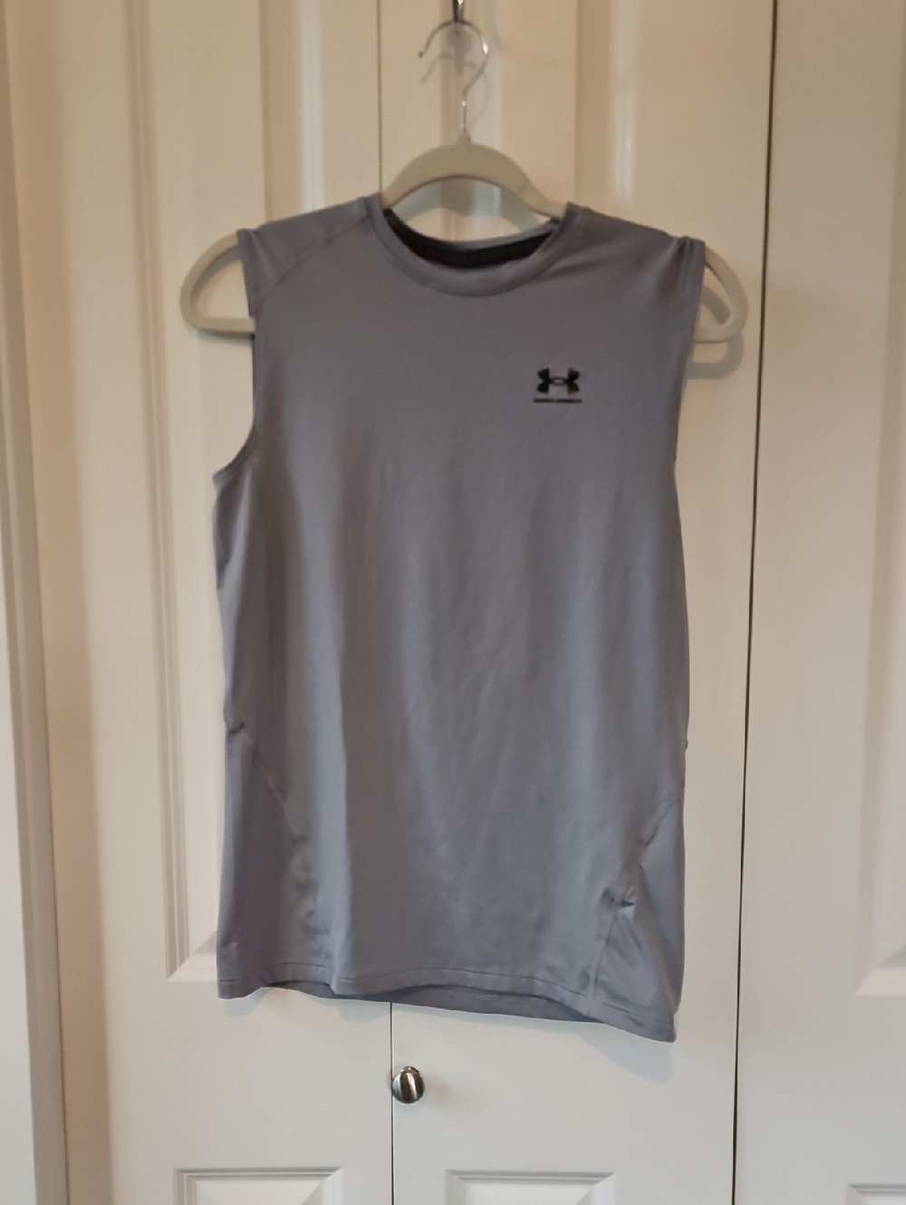 UNDER ARMOUR MUSCLE TEE